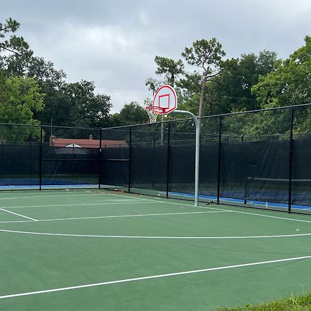 Pool Home Sleeps 6 With Large Fenced Yard 傑克遜維爾 外观 照片