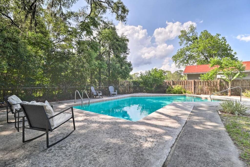 Pool Home Sleeps 6 With Large Fenced Yard 傑克遜維爾 外观 照片
